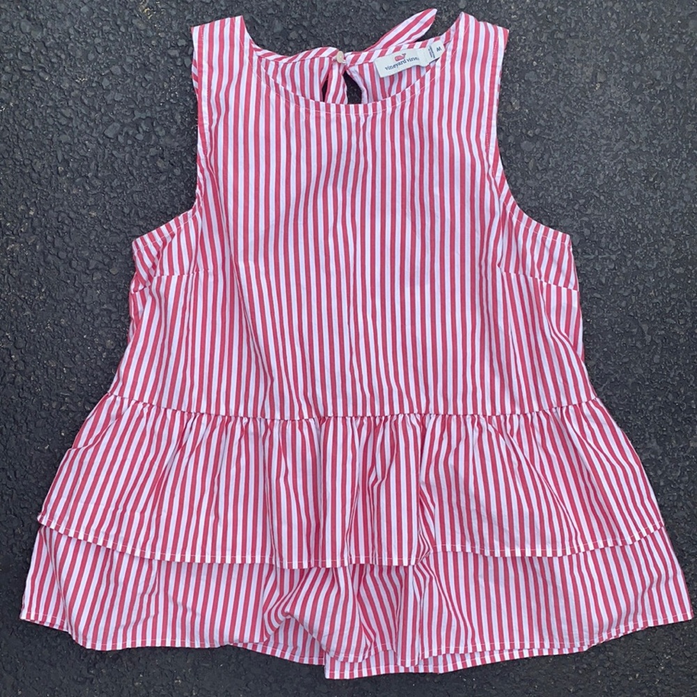 Vineyard Vines top
